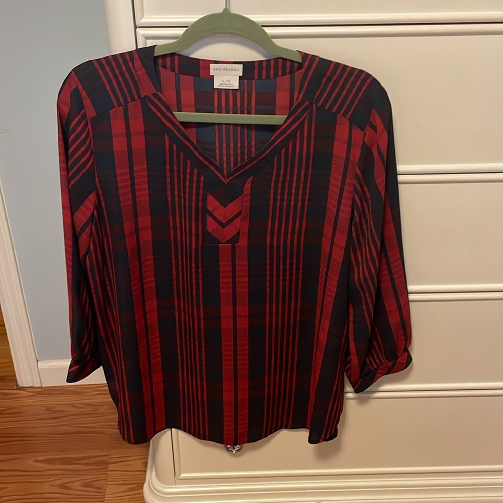 Women’s Van Heusen Blouse